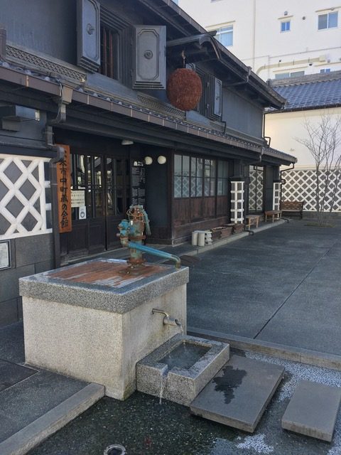 Matsumoto’s spring water wells Nakamachi