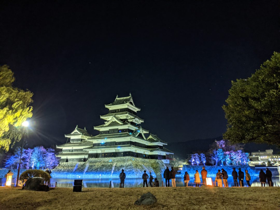 Lasers Light Up Matsumoto Castle winter
